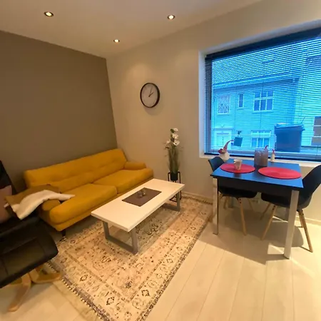 Moderne Naer Sentrum Apartment *